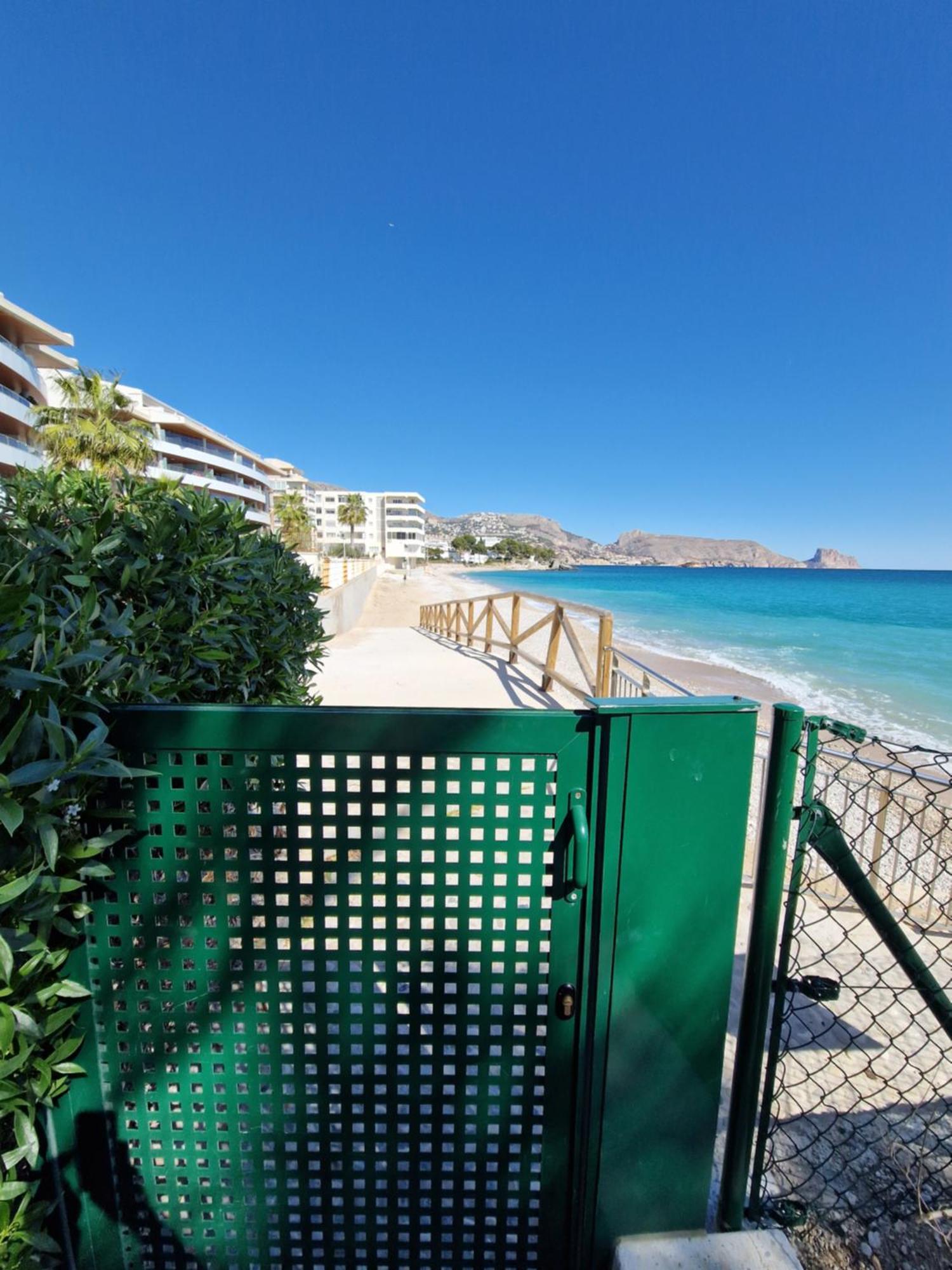 Azul - Estudio Con Vistas Al Mar, Piscina Y Acceso Directo A La Playa By Redi Altea Esterno foto